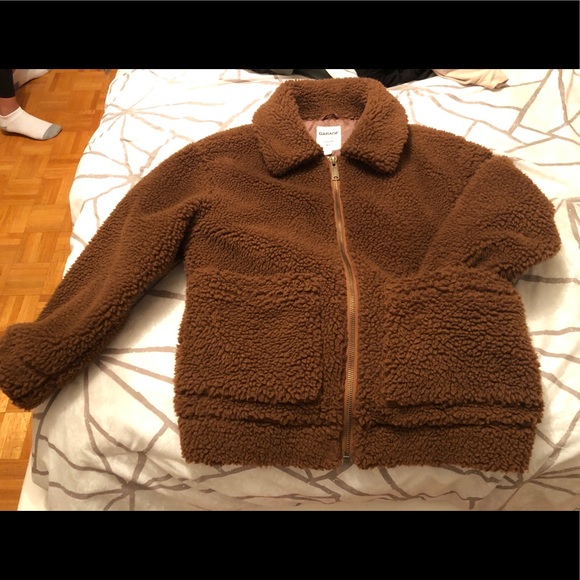 Sherpa/Teddy Jacket 🧥 - Picture 1 of 2